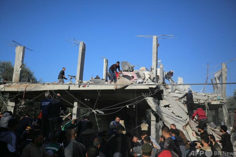 イスラエル軍が救急車攻撃、6人死亡 赤新月社