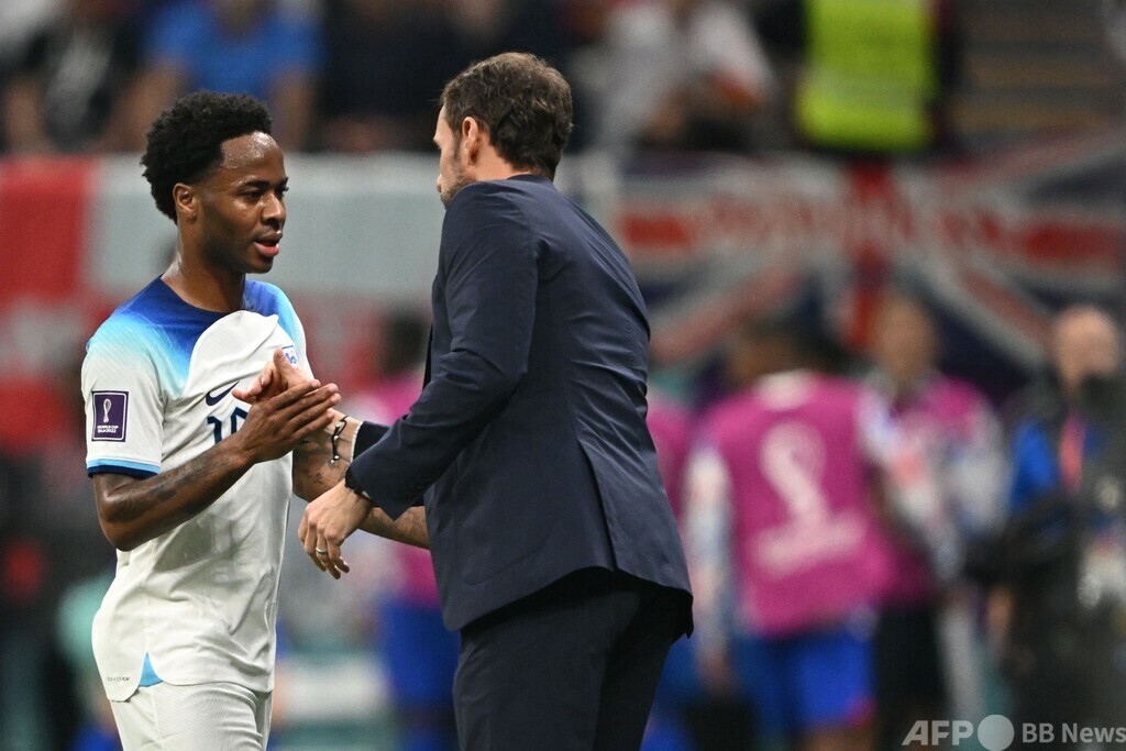 スターリングがW杯から帰国へ 自宅が侵入被害と英報道 写真1枚 国際ニュース：AFPBB News