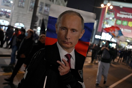 セルビアでウクライナ侵攻支持集会 ロシア人は永遠の同志 写真14枚 国際ニュース Afpbb News
