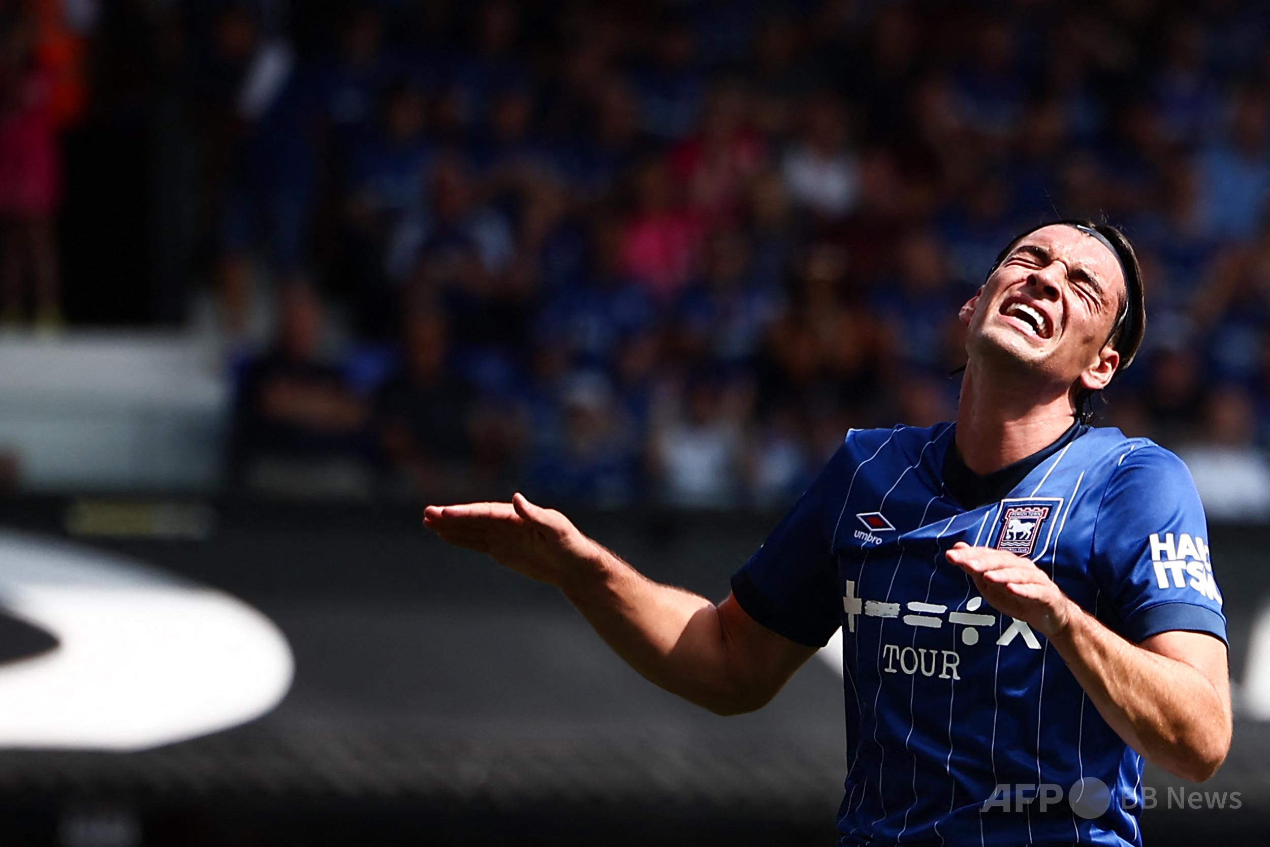 歌手エド・シーランさんが選手獲得を支援 イプスウィッチ会長明かす