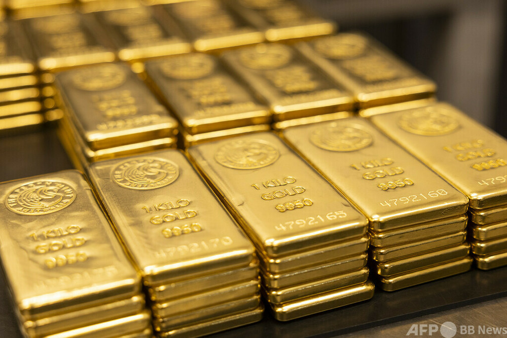 世界の主要な金の買い手 22トン以上の金を売却