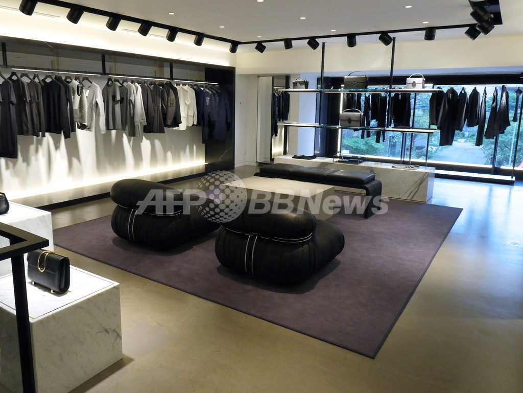 アレキサンダー ワン 国内初の旗艦店が青山にオープン 日本初のライフスタイルラインも 写真16枚 マリ クレール スタイル Marie Claire Style