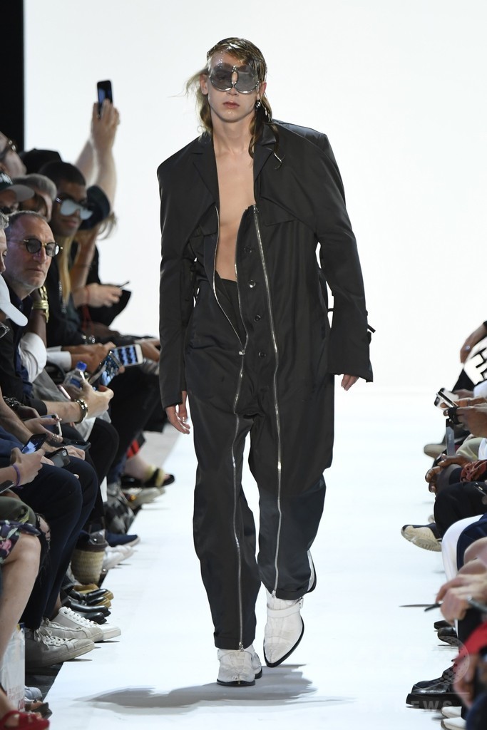 「フード・バイ・エアー」17年春夏