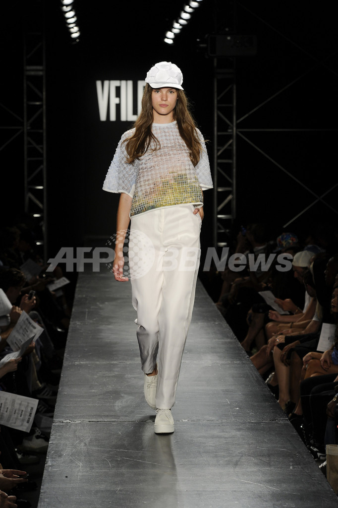 ＜14年春夏NYコレクション＞ブイ・ファイルズ