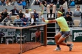 全仏オープンテニス、男子シングルス準決勝。リターンを打つラファエル・ナダル（2019年6月7日撮影）。(c)Thomas SAMSON / AFP