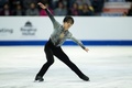 17-18フィギュアスケートグランプリ（GP）シリーズ第2戦、スケート・カナダ、男子シングル・ショートプログラム。演技に臨む宇野昌磨（2017年10月27日撮影）。(c)AFP/Geoff Robins