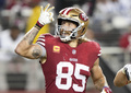 23NFL第5週、サンフランシスコ・フォーティナイナーズ対ダラス・カウボーイズ。タッチダウンを決めて喜ぶサンフランシスコ・フォーティナイナーズのジョージ・キトル（2023年10月8日撮影）。(c)Thearon W. Henderson/Getty Images/AFP