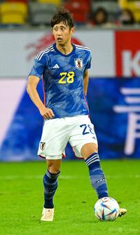 伊藤洋輝が再手術、バイエルンデビューさらに遅れ 写真3枚 国際