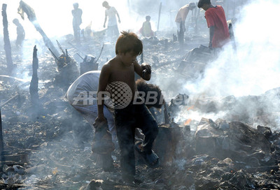 スラム街で火災 3000人がホームレスに フィリピン 写真5枚 国際ニュース Afpbb News