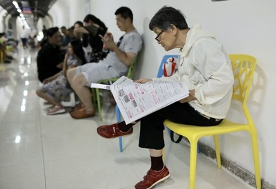 熱波襲来、避難先は防空壕（ごう） 南京