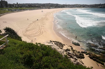 不要不急の国内旅行は中止を、今後は地域限定の強硬措置も オーストラリア