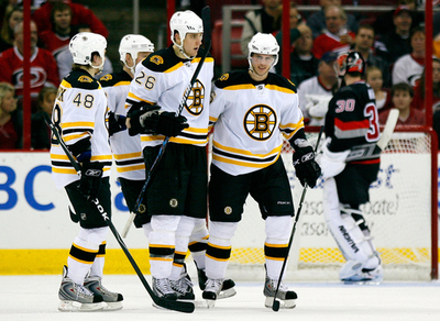 ブルーインズ ハリケーンスを破り7連勝