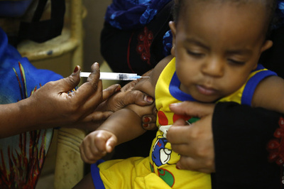 コンゴ民主共和国、はしかの流行を宣言 1500人が死亡した恐れ