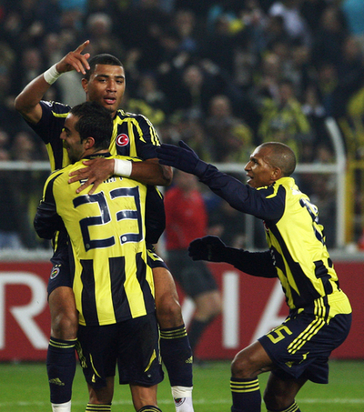 フェネルバフチェ PSVを降しグループ2位をキープ