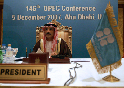 OPEC臨時総会、原油生産量据え置き決定