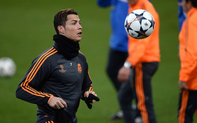 レアル戦が最終調整、敵地でシャルケと対戦 欧州CL