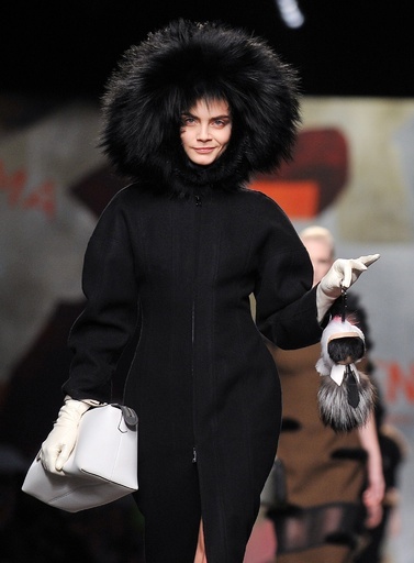 ＜14/15年秋冬ミラノコレクション＞フェンディ