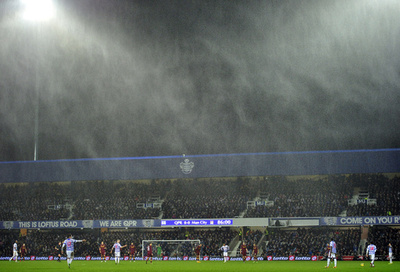 バロテッリ退団のマンC、QPRとスコアレスドロー