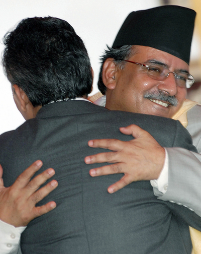 ネパール毛派のダハル書記長、新首相に就任