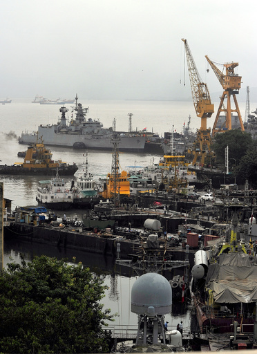 建造中のインド原子力潜水艦で事故、1人死亡