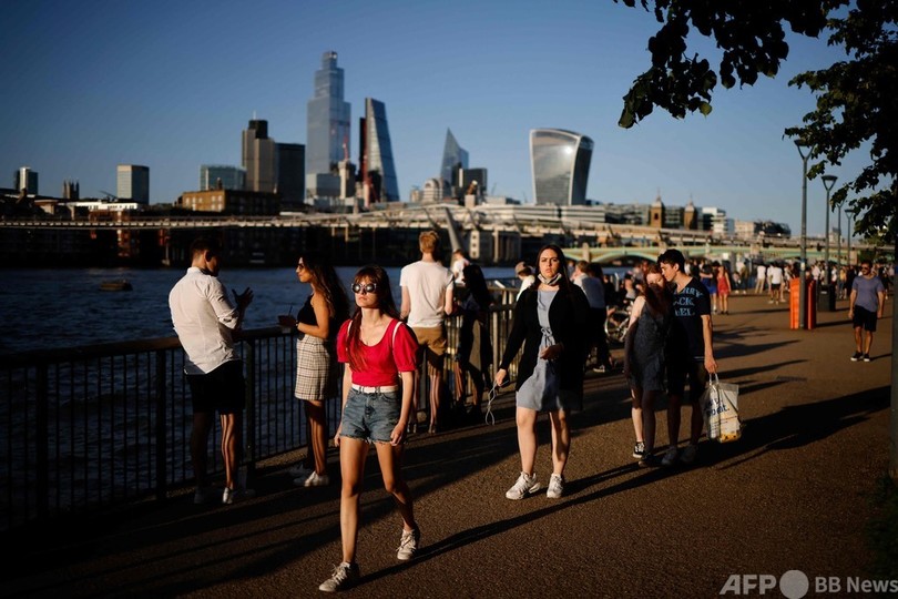 英コロナ規制解除に専門家ら強い懸念 「事実上の殺人」との指摘も