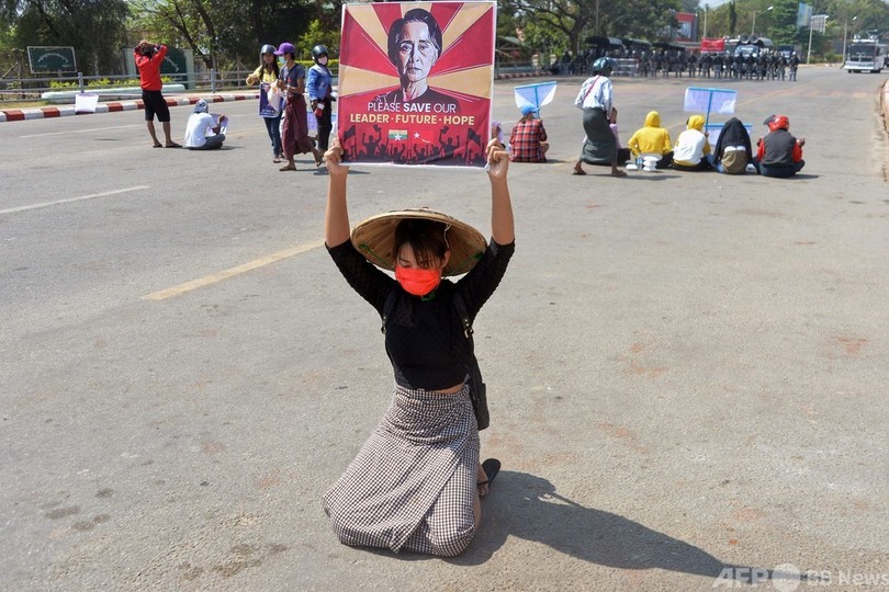 17歳少女、軍政による拘束下女性への暴力語る ミャンマー