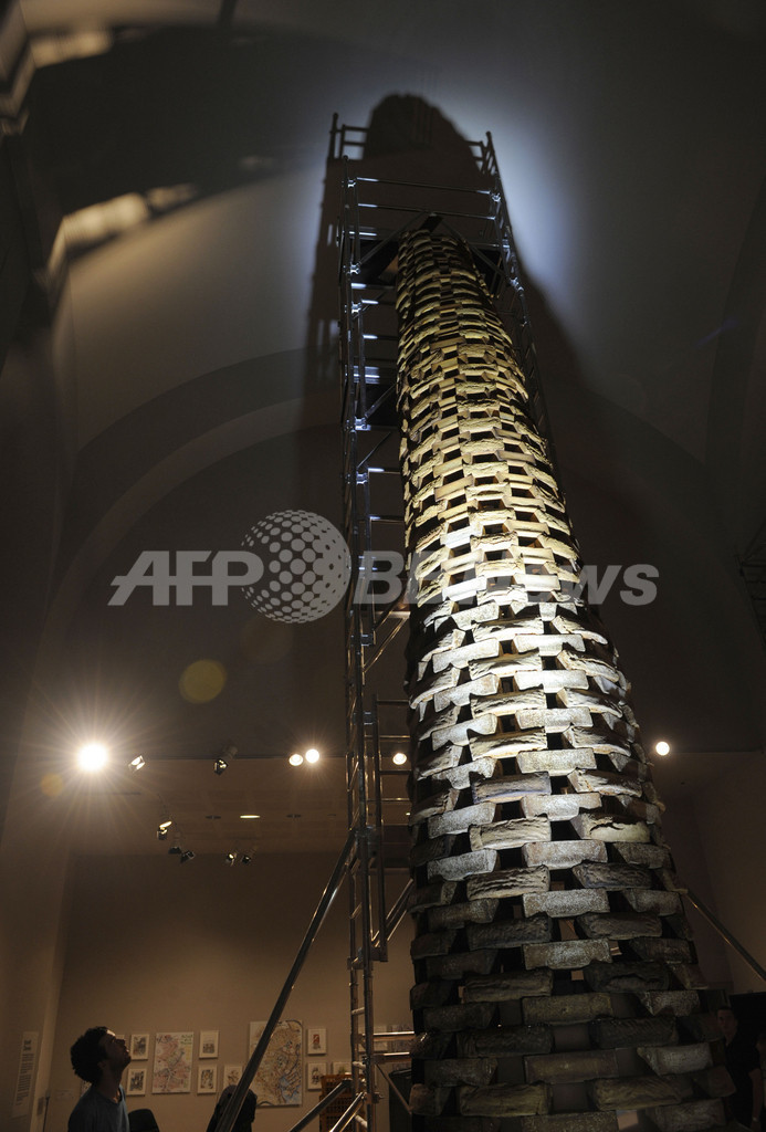 高さ7 7メートル 世界一 高い ケーキに挑戦 パリ 写真5枚 国際ニュース Afpbb News