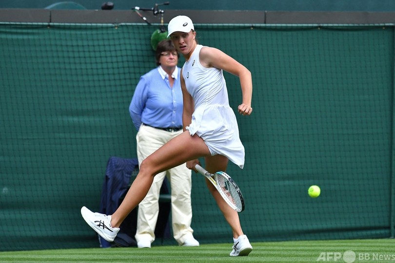 サバレンカら2回戦へ、元女王クビトバは初戦敗退 ウィンブルドン