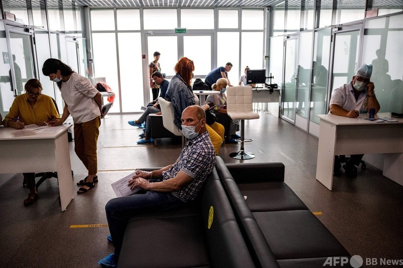 ロシア、1日のコロナ死者過去最多 ロックダウン実施は否定