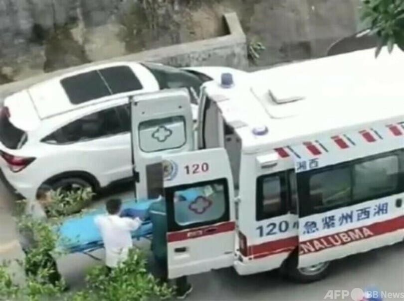 中国4歳男児が26階から飛び降りる なぜ奇跡的に助かったのか