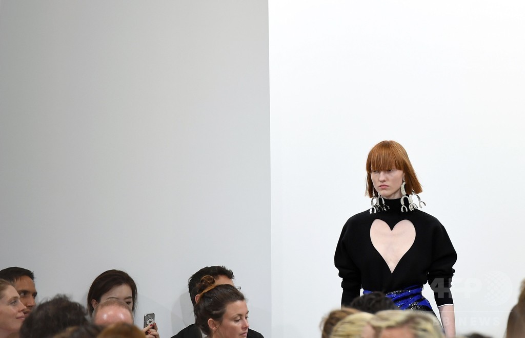 「プロエンザ スクーラー」17年春夏