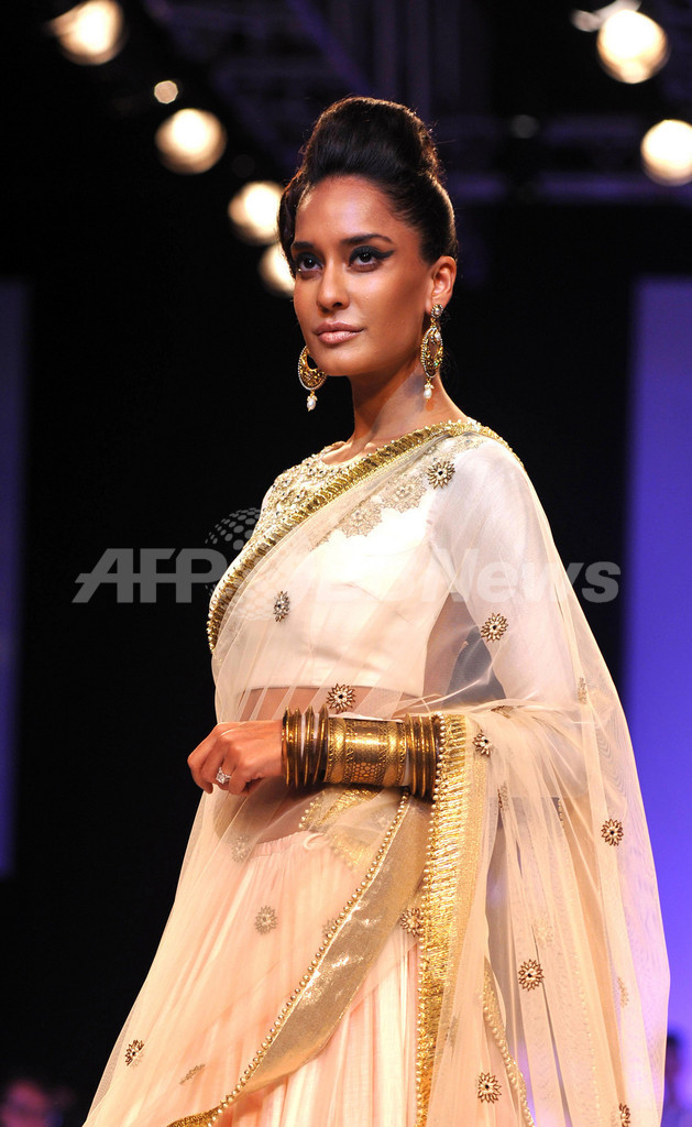 ＜13年秋冬ラクメ・ファッション・ウィーク＞Payal Singhal