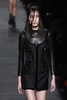 米ニューヨーク市内で発表された「アレキサンダー ワン（Alexander Wang）」15/16年秋冬コレクション（2015年2月14日撮影）。(c)AFP/Getty Images/Neilson Barnard