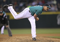 米大リーグ（MLB）、シアトル・マリナーズ（Seattle Mariners）が8日、本拠地セーフコ・フィールド（Safeco Field）で行われたロサンゼルス・ドジャース（Los Angeles Dodgers）戦で、6人の継投による無安打無得点を達成した。

マリナーズは1-0でドジャースに勝利した。

3番手で登板し、3分の1回を無安打無失点に抑えたシアトル・マリナーズのスティーブン・プライアー（Stephen Pryor、2012年6月8日撮影）。(c)AFP/Getty Images/Otto Greule Jr