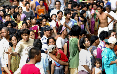 フィリピンの台風、死者240人 国際社会に救援要請
