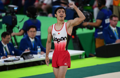 白井が男子個人総合で銅メダル、中国勢がワンツー 世界体操