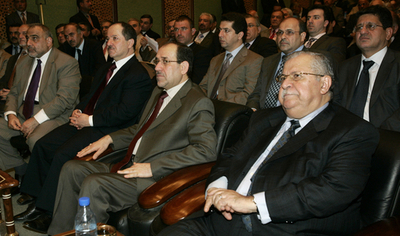 イラクの政治指導者ら、首脳会合の議題と出席者で合意