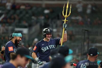 ローリーが57号 グリフィーJr抜き球団本塁打記録を更新