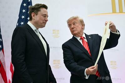世界一の富豪マスク氏、米中間選挙に440億円投入 共和党を支援