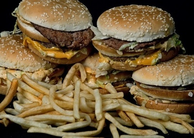 ファストフードに子どものぜんそくと関連性