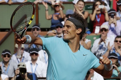 ナダル、マレーに完勝し決勝進出 全仏オープン