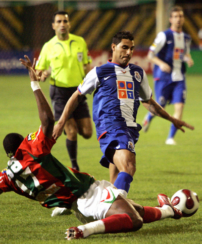 ＜サッカー スーペルリーガ＞FCポルト アウェーでマリティモを降し4連勝を飾る - ポルトガル