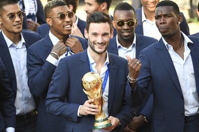 仏パリ地下鉄が一時的に6駅の名称を変更、W杯制覇を祝福