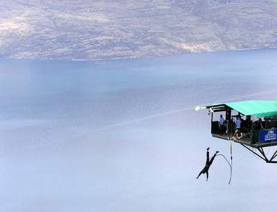 スペインでバンジージャンプ事故、オランダ人少女が死亡