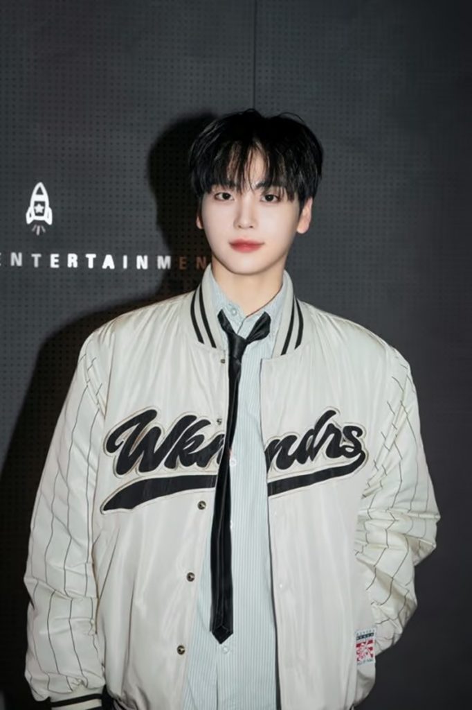 Starship Entertainment (c)STARNEWS