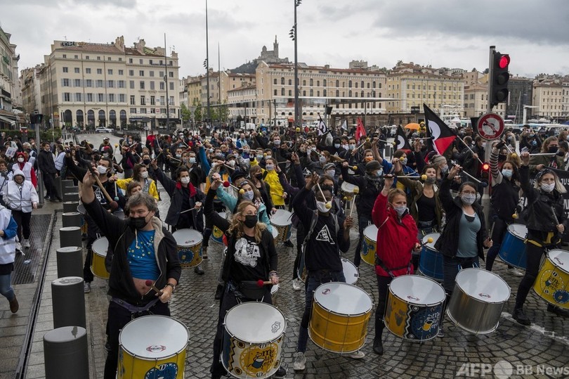 コロナ流行下のメーデー、フランス・スペイン・独ベルリンで大規模デモ