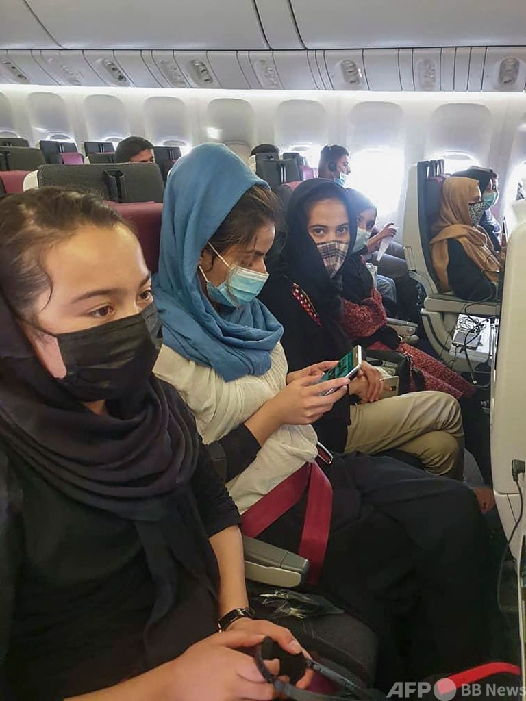 アフガン国立音楽院生徒ら101人、国外脱出