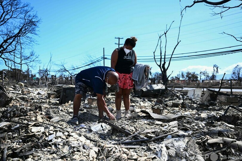 ハワイ山火事、死者67人に 対応を捜査へ