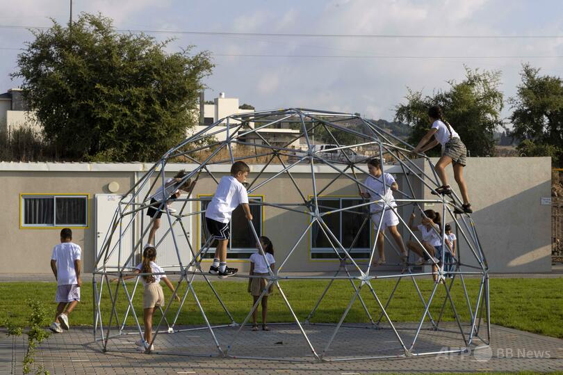 イスラエル、児童の小学校内での携帯電話使用を禁止