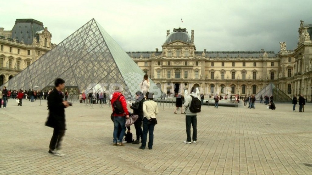 在仏米大使館が伝授、旅先でスリから身を守る方法 在仏米大使館が伝授、旅先でスリから身を守る方法